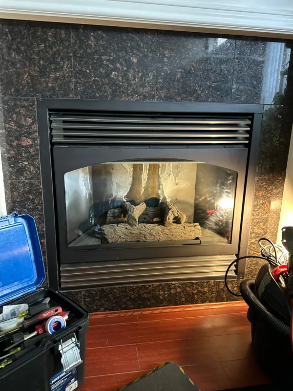 Residential gas fireplace