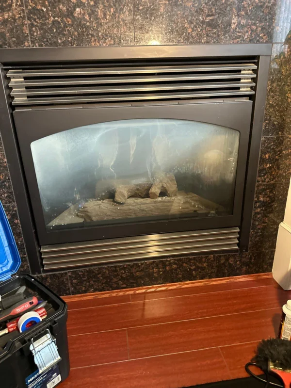 Residential gas fireplace